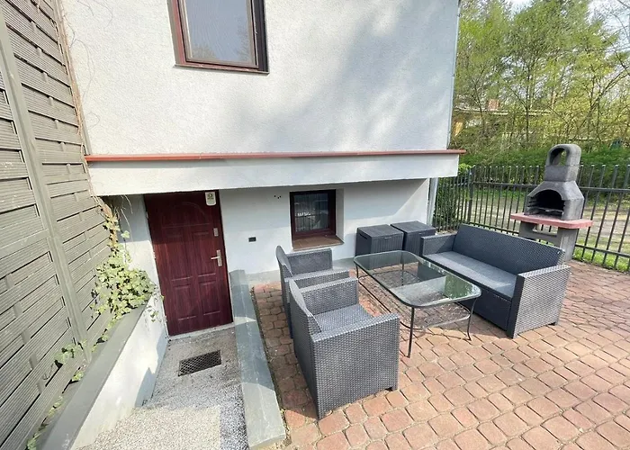 Nad Jeziorem W Puszczy Zielonka *